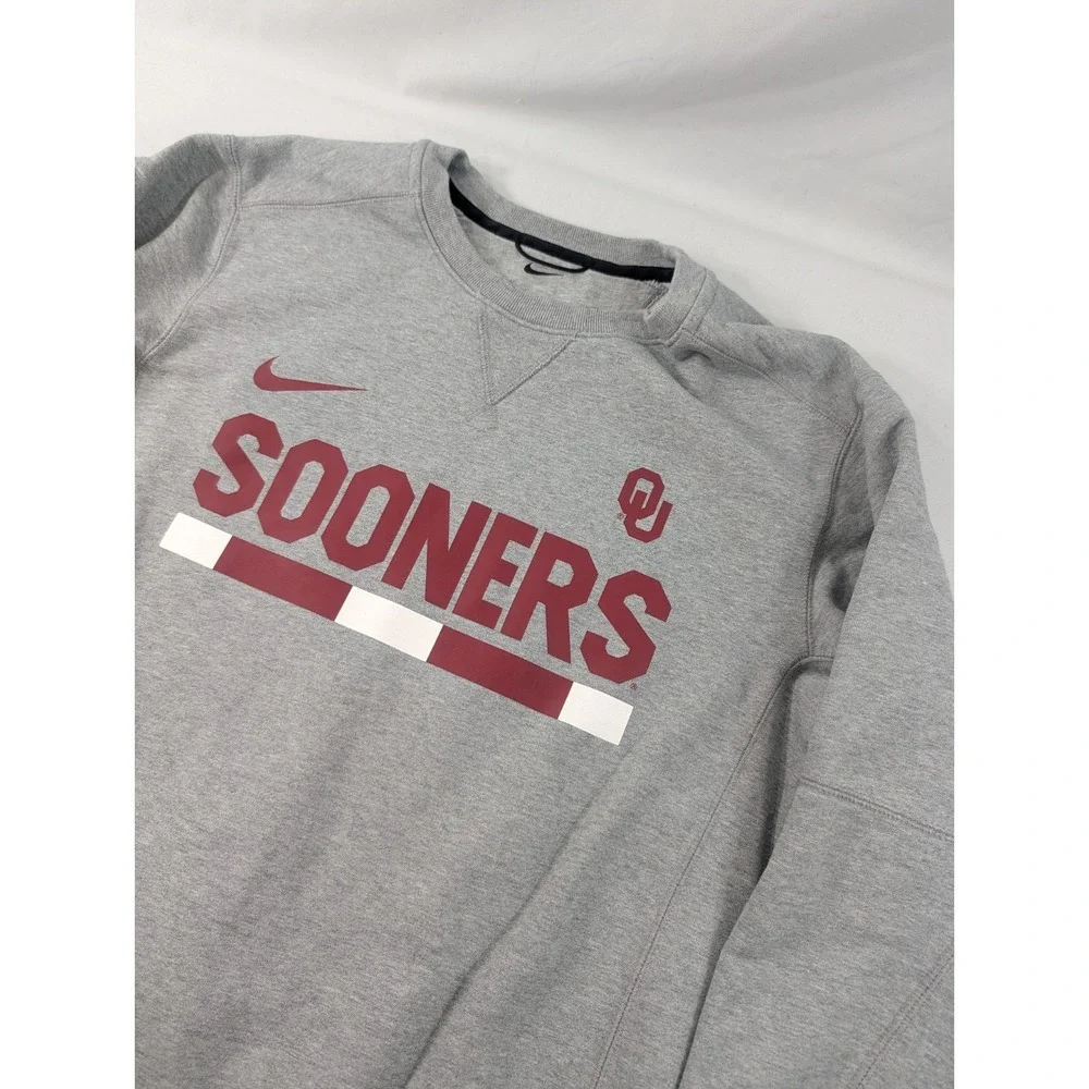 Nike Oklahoma Sooners Sweatshirt Adult Medium Reverse Weave Gray Crimson Swoosh